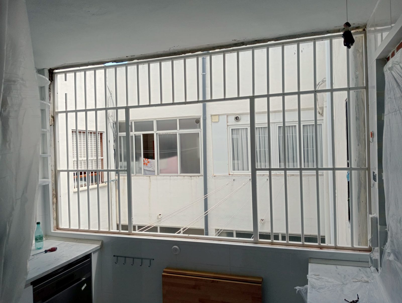 Kitchen window before replacement